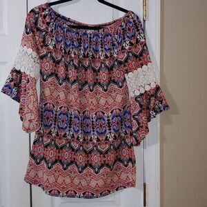 WinWin Pinwheel Sleeve Lace Tunic  Sz S-M NWT